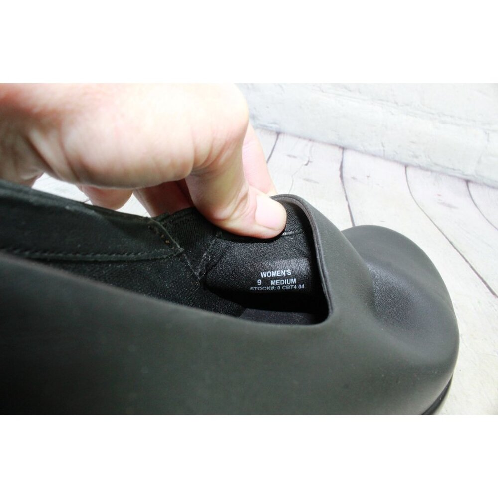LL Bean Black Leather Slip On Comfort Classic Nursing Clogs Shoes Size 9 M - Picture 7 of 9